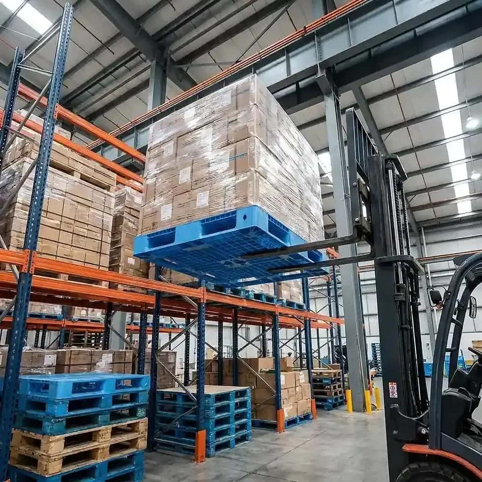 Cách chọn pallet nhựa phù hợp theo tải trọng và nhu cầu sử dụng
