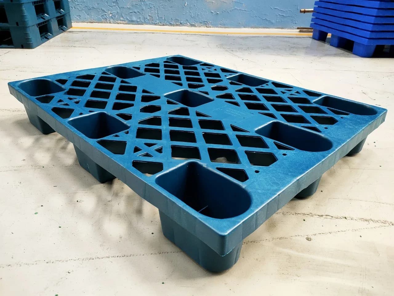 Plastic Cup-Foot Pallet-2