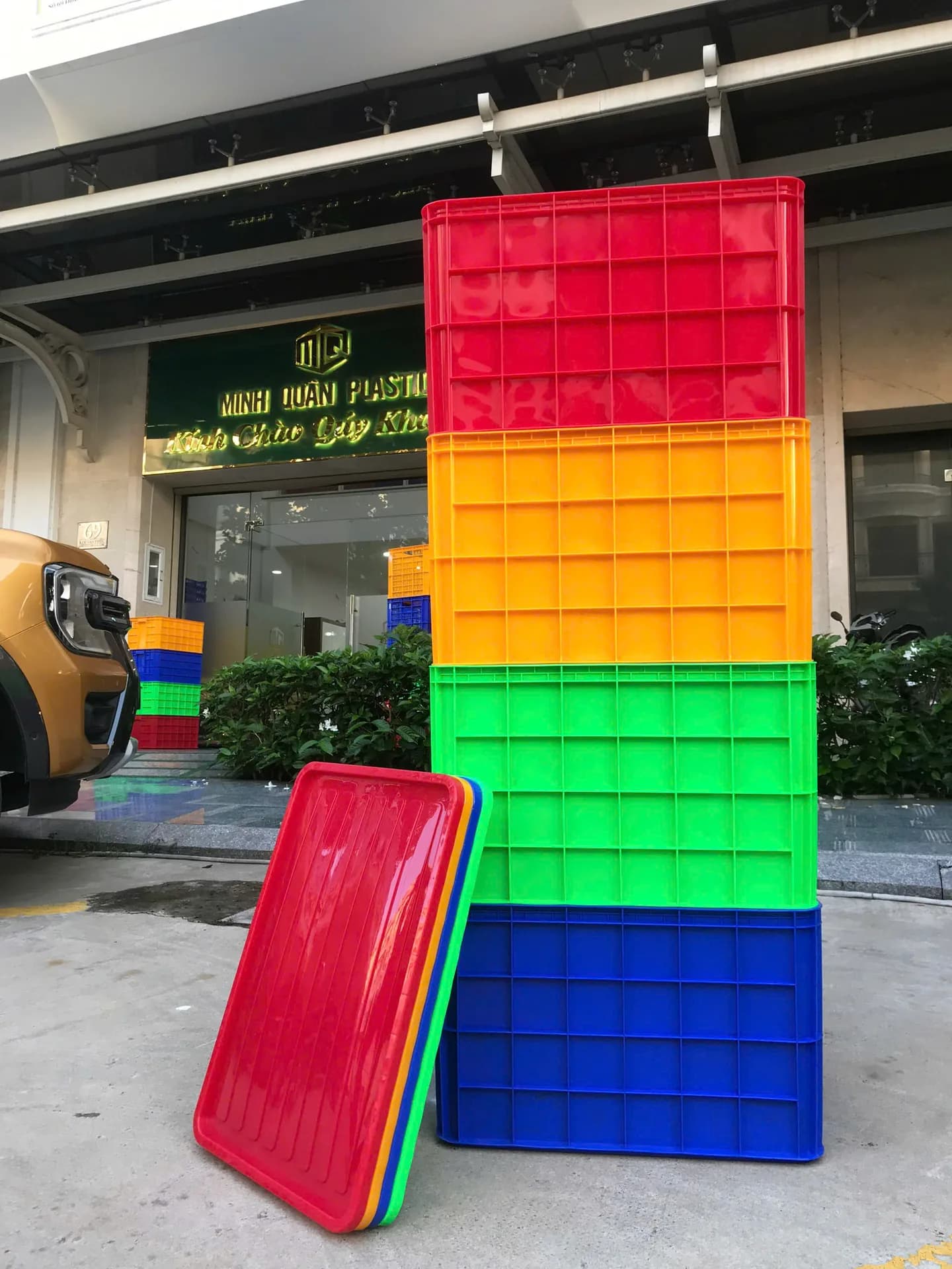 Sóng Nhựa Bít 4T5 Có Bánh Xe-2