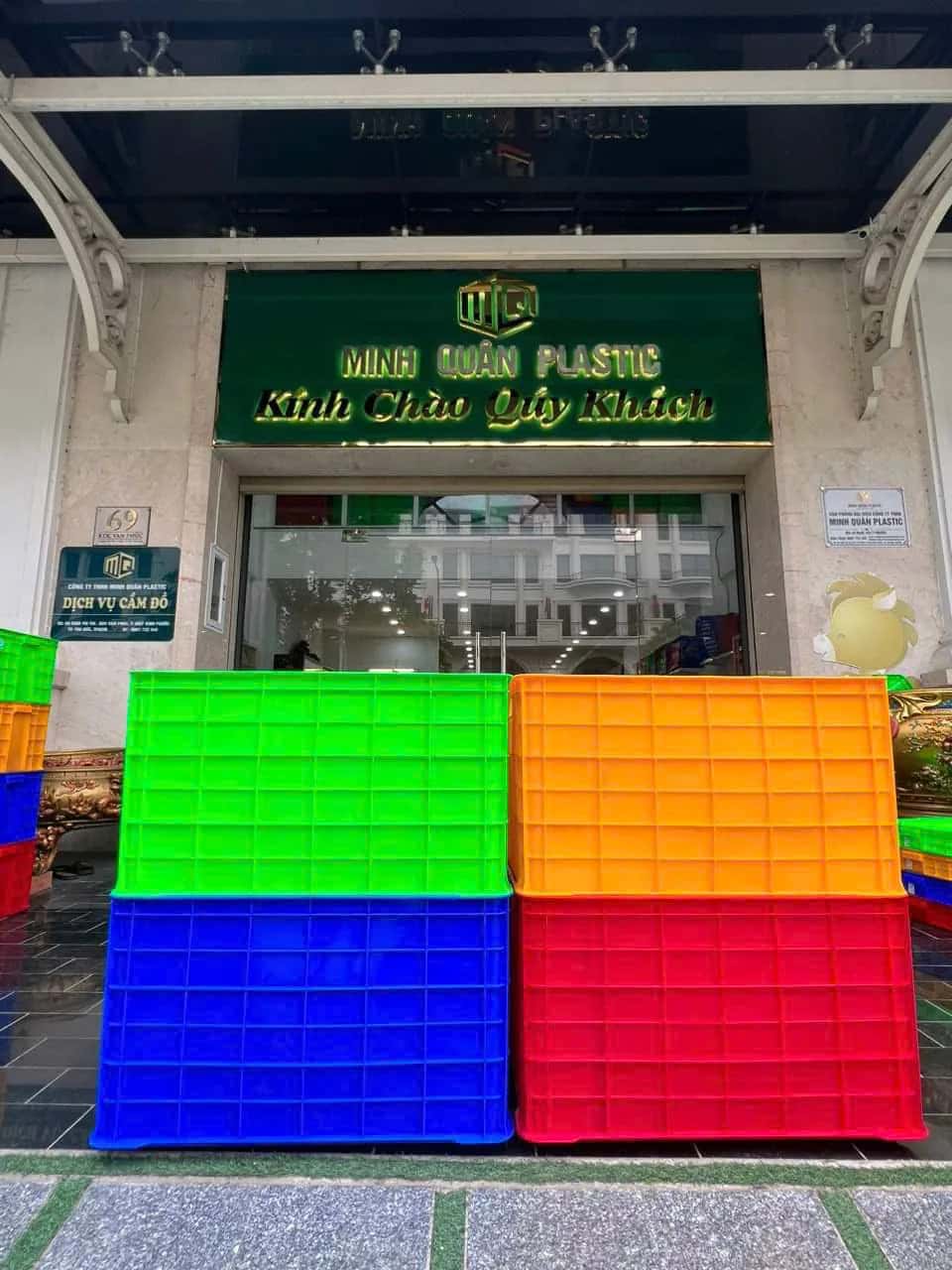 Sóng Nhựa Bít 4T5 Có Bánh Xe